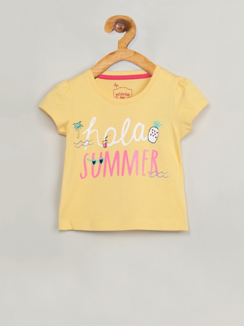 

max Girls Yellow Printed Round Neck T-shirt