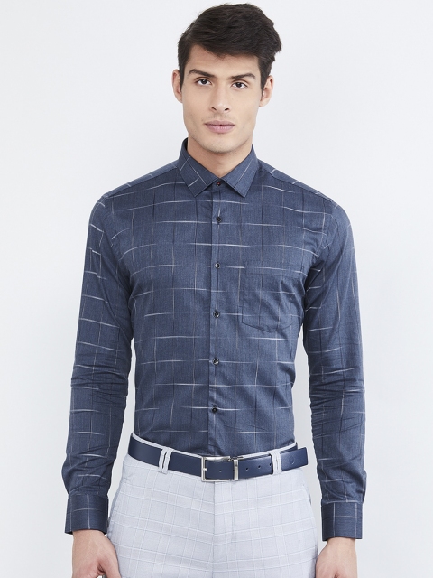 

max Men Navy Blue Slim Fit Checked Formal Shirt