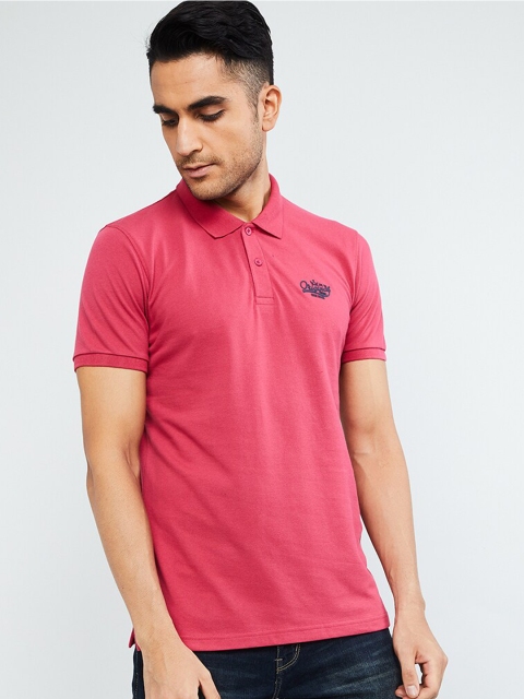 

max Men Pink Solid Polo Collar T-shirt