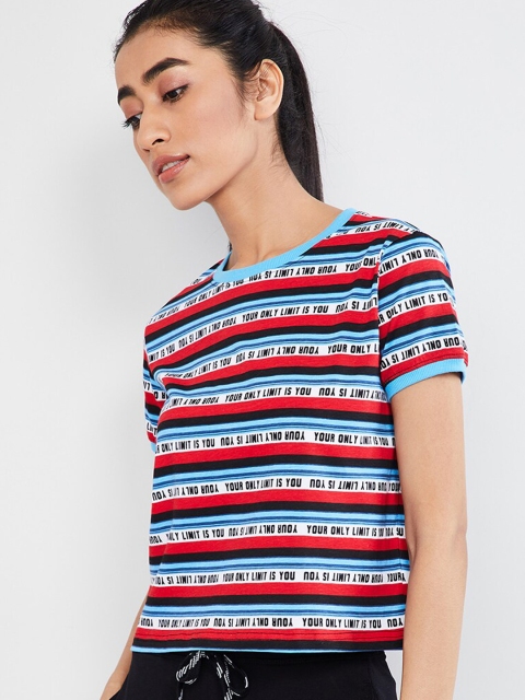 

max Women Blue & Red Printed Round Neck T-shirt