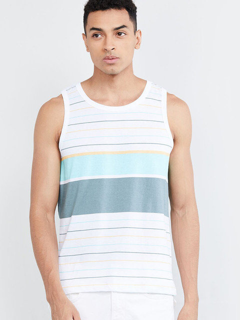 

max Men White Striped Round Neck T-shirt