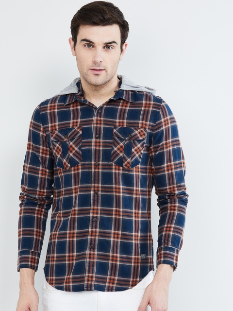 

max Men Orange & Navy Blue Slim Fit Checked Casual Shirt
