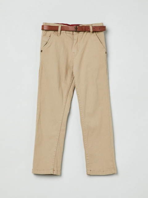 

max Boys Beige Regular Fit Solid Chinos
