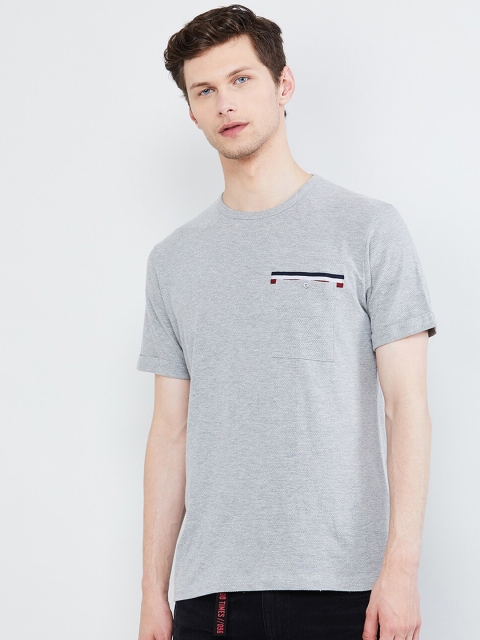 

max Men Grey Melange Solid Round Neck T-shirt