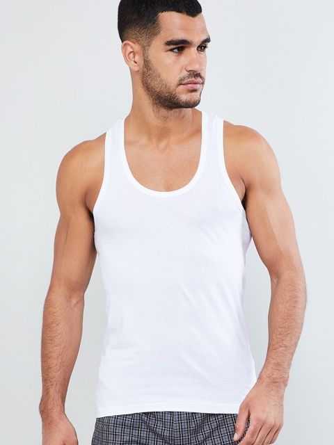 

max Men White Solid Basic Innerwear Vests NOSBV04BG