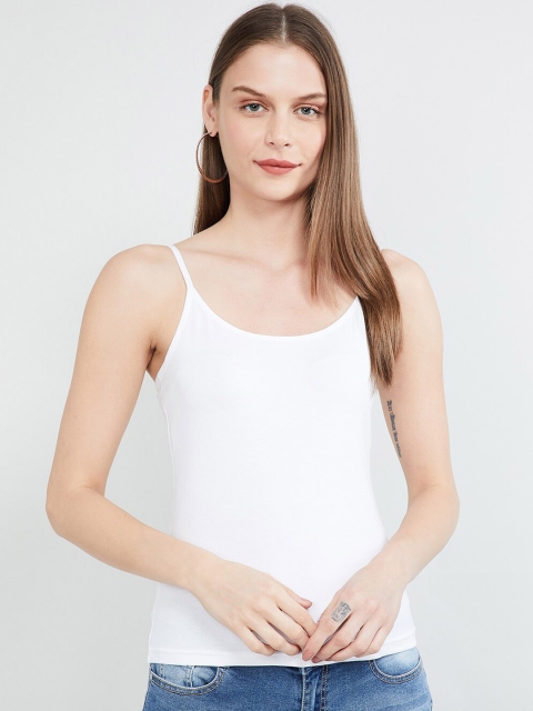 

max Women White Solid Camisole NOOSKITTYWHITE
