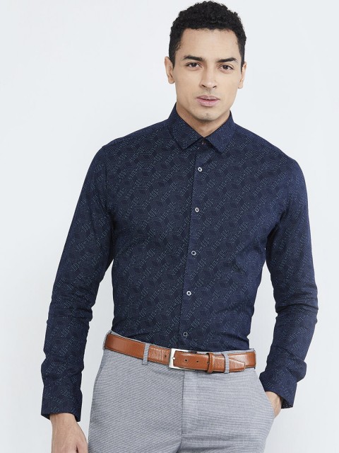 

max Men Navy Blue & Sea Green Slim Fit Printed Formal Shirt