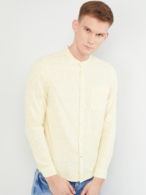

max Men Yellow & White Floral Print Casual Shirt