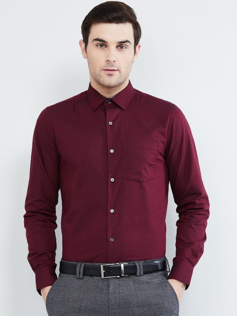 

max Men Maroon Slim Fit Self Design Casual Shirt