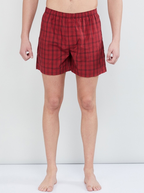 

max Men Red & Black Checked Boxers PNRWI19BX04RED