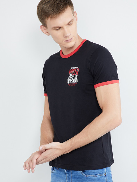 

max Men Black Printed Round Neck T-shirt