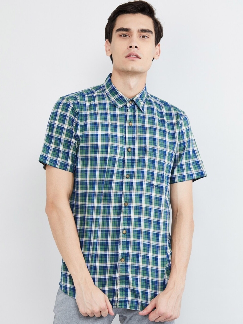 

max Men Green & Blue Regular Fit Checked Casual Shirt