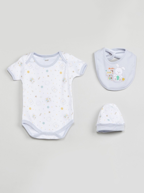 

Max Boys Set of 3 White & Grey Printed Bodysuit With Beanie & Bib Baby Apparel Gift Set