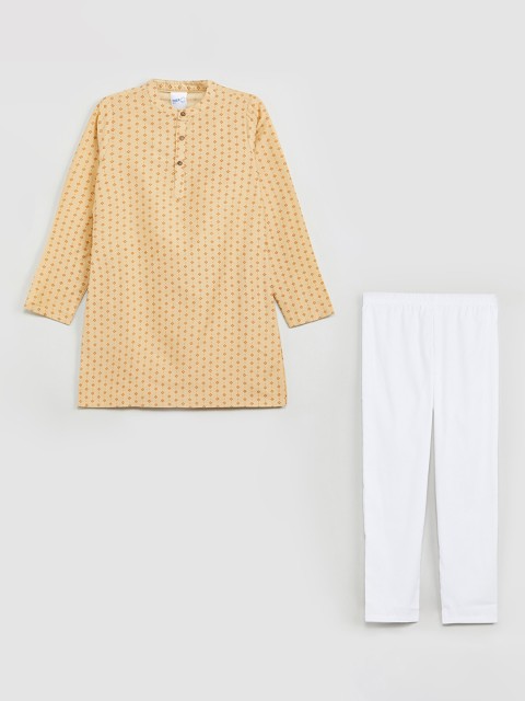 

max Boys Beige & White Printed Kurta with Pyjamas