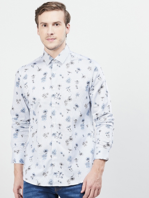 

max Men White & Blue Regular Fit Floral Printed Casual Shirt