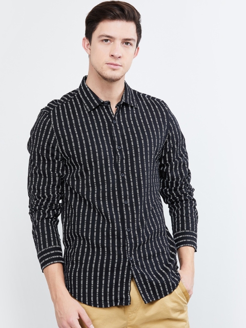 

max Men Black & Off-White Slim Fit Printed Casual Shirt