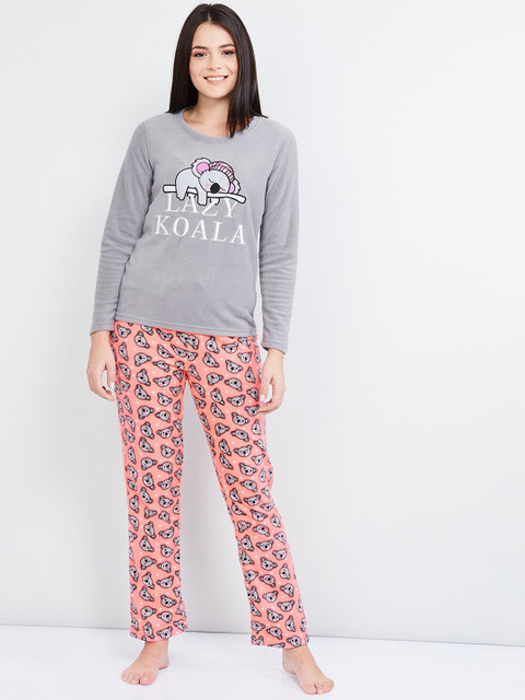 

max Women Grey & Peach-Coloured Printed Night suit