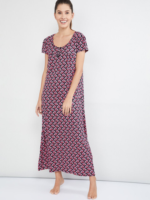 

max Black & Pink Printed Nightdress