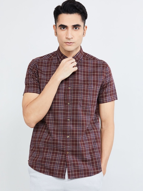 

max Men Brown & White Regular Fit Checked Casual Shirt