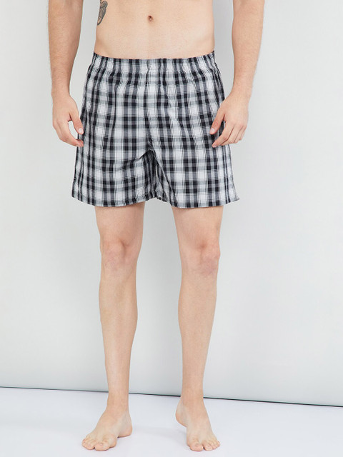 

max Men Black & White Checked Boxers VKMSU19BX02BLACK