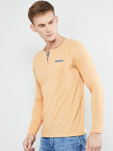 

max Men Orange Solid Henley Neck T-shirt