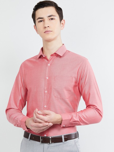 

max Men Red Slim Fit Solid Formal Shirt