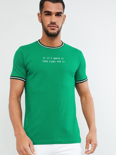 

max Men Green Solid Round Neck T-shirt