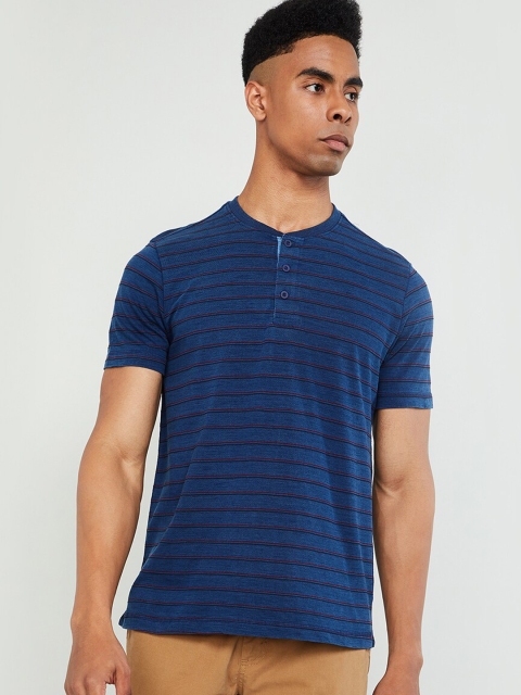 

max Men Blue Striped Henley Neck T-shirt