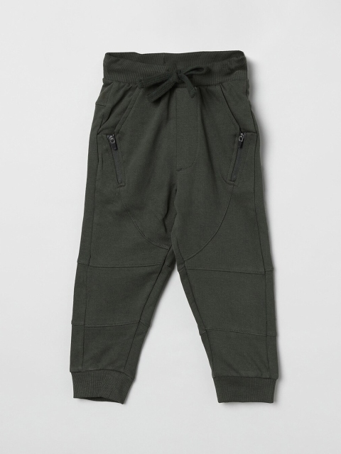 

max Boys Olive Green Solid Slim-Fit Joggers
