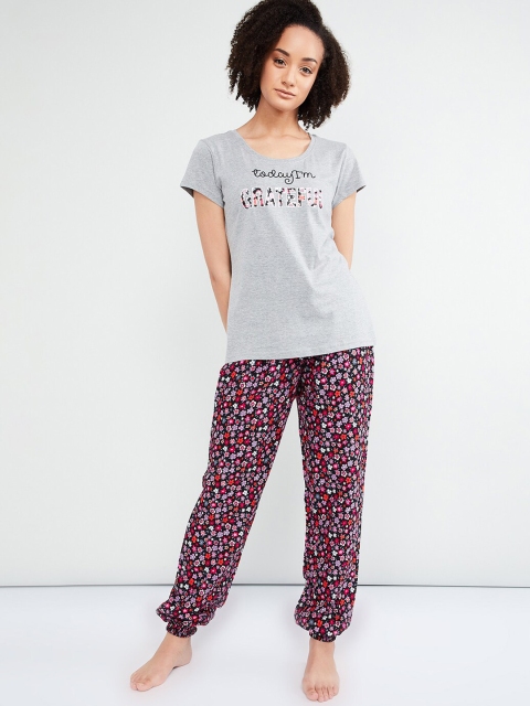 

max Women Grey & Maroon Printed Night suit