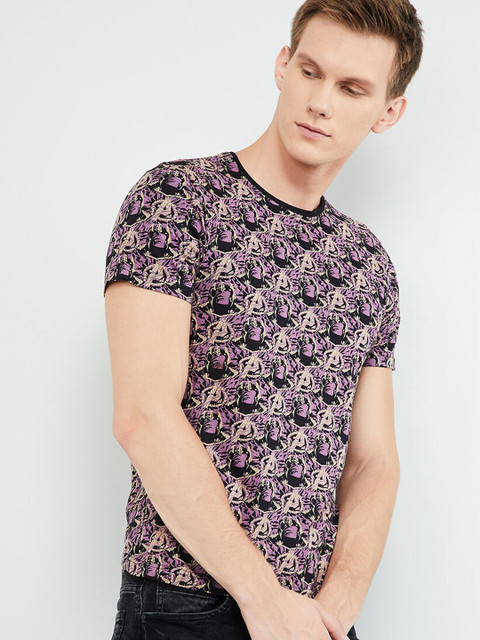 

max Men Black Printed Round Neck T-shirt
