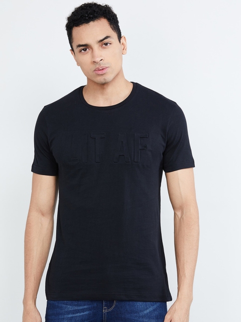 

max Men Black Solid Round Neck T-shirt
