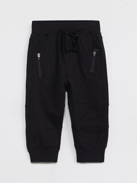 

max Boys Black Solid Slim-Fit Joggers