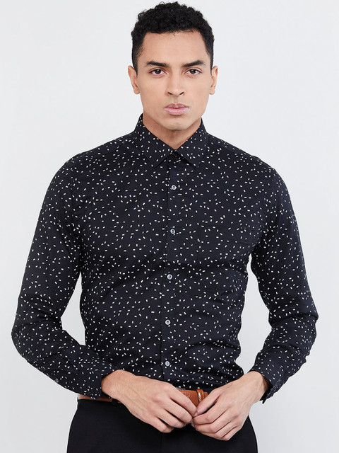 

max Men Black & White Regular Fit Printed Formal Shirt