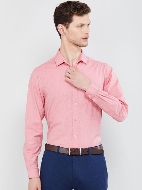 

max Men Pink Regular Fit Solid Formal Shirt