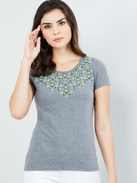 

max Women Grey Printed Round Neck T-shirt