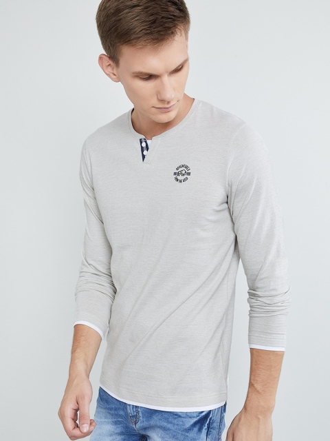 

max Men Olive Green & Off-White Striped Henley Neck T-shirt