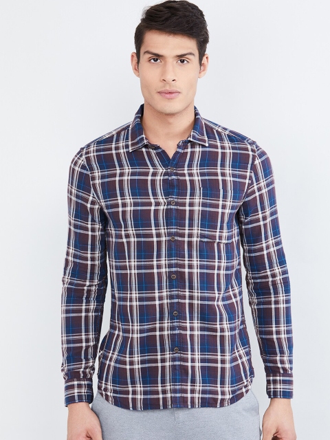 

max Men Brown Slim Fit Checked Casual Shirt