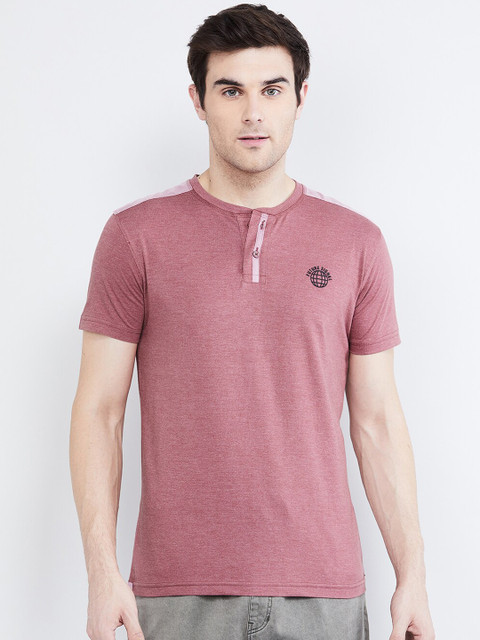 

max Men Pink Solid Henley Neck T-shirt