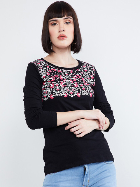 

max Women Black & Pink Floral Print Round Neck T-shirt