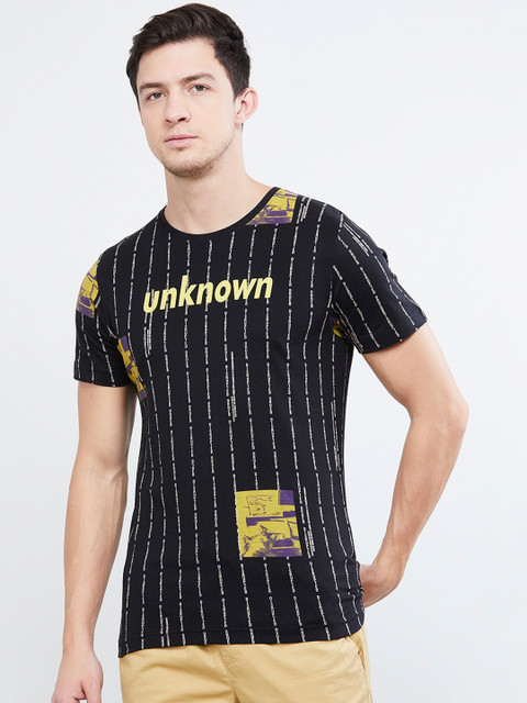 

max Men Black & White Striped Round Neck T-shirt