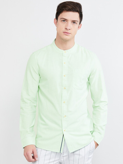

max Men Green Solid Slim Fit Shirt