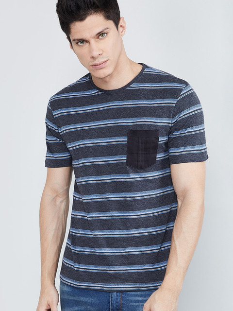 

max Men Charcoal Grey & Blue Striped Round Neck T-shirt