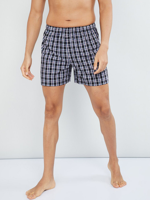

max Men Black & White Checked Boxers PNRPA19BX03BLACK