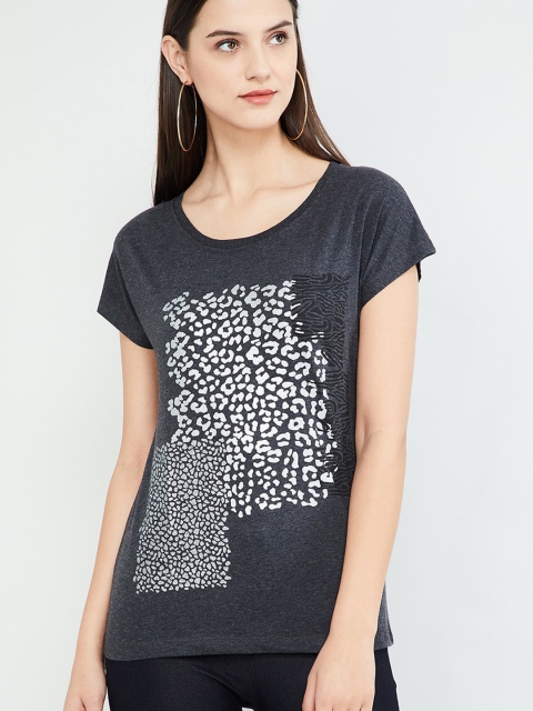 

max Women Grey Printed Round Neck T-shirt