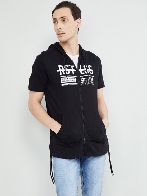 

max Men Black Printed Slim Fit Hooded T-shirt
