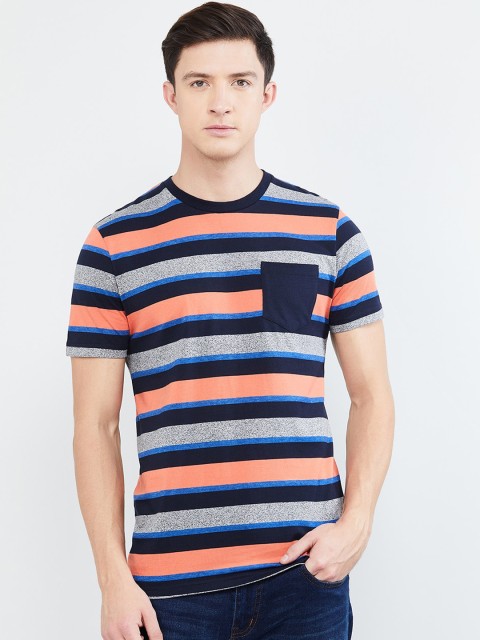 

max Men Blue Striped Round Neck T-shirt