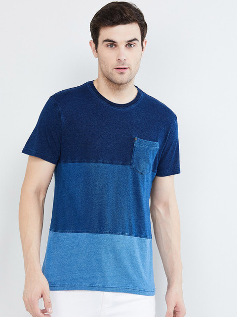 

max Men Blue Colourblocked Round Neck T-shirt