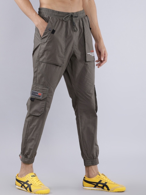 

Ecko Unltd Men Charcoal Grey Slim Fit Solid High-Rise Joggers Style Cargos