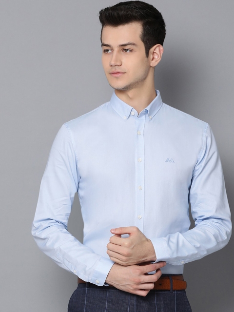 

LINDBERGH Men Blue Slim Fit Striped Casual Shirt